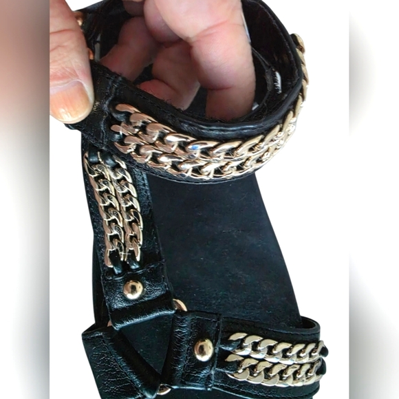 Mix No. 6 Black and Gold Chain Sandals Size 6.5 - Picture 5 of 6